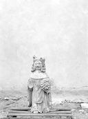 Statue (statuette) : saint Louis, chapelle et fontaine Saint-Urlo (Lanvénégen)