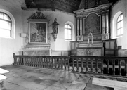 Clôture liturgique (table de communion), chapelle Sainte-Barbe (Locarn)