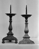 Chandelier (2), église paroissiale Saint-Mahouarn (Plomodiern)