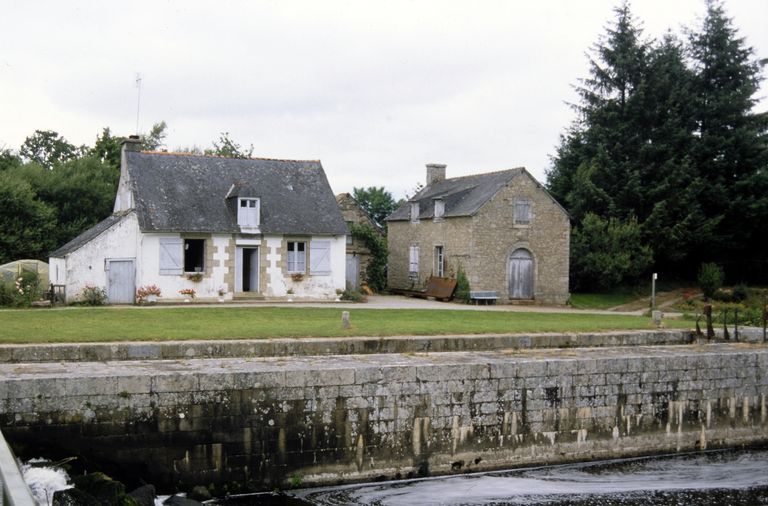 Site d'écluse de Trescleff, n° 111 (Neulliac)