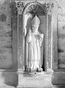 Statue (d'applique, petite nature) : saint évêque non identifié, chapelle de la Madeleine (Cléguérec)