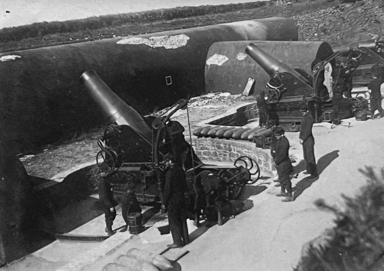 Batterie d'artillerie de côte dite batterie de mortier de 30 cm de Toulbroc'h, Le Cosquer (Plouzané)