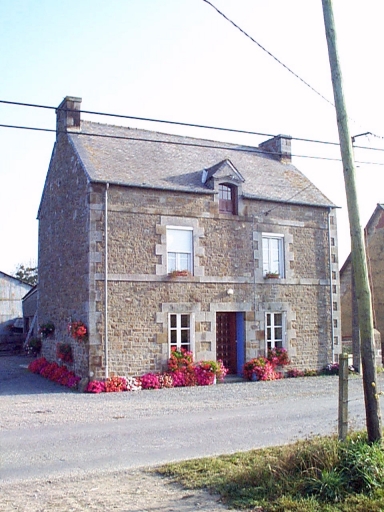 Ferme, le Grand Chemin (Roz-Landrieux)
