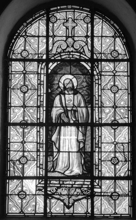 Ensemble de deux verrières à personnages de la baie 1 : Sacré-Cœur, et de la baie 2 : Immaculée Conception, église paroissiale Saint-Pierre (Plougar)