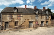 Maison à boutique, rue Louise Grignard de Montsavoie (Saint-Gonlay)