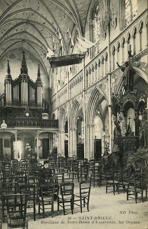 Basilique Notre-Dame-d’Espérance, 3 place Saint-Pierre (Saint-Brieuc)