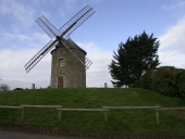 Moulin à vent de Buglais (Lancieux)