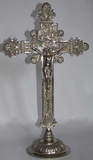 Croix d'autel 1