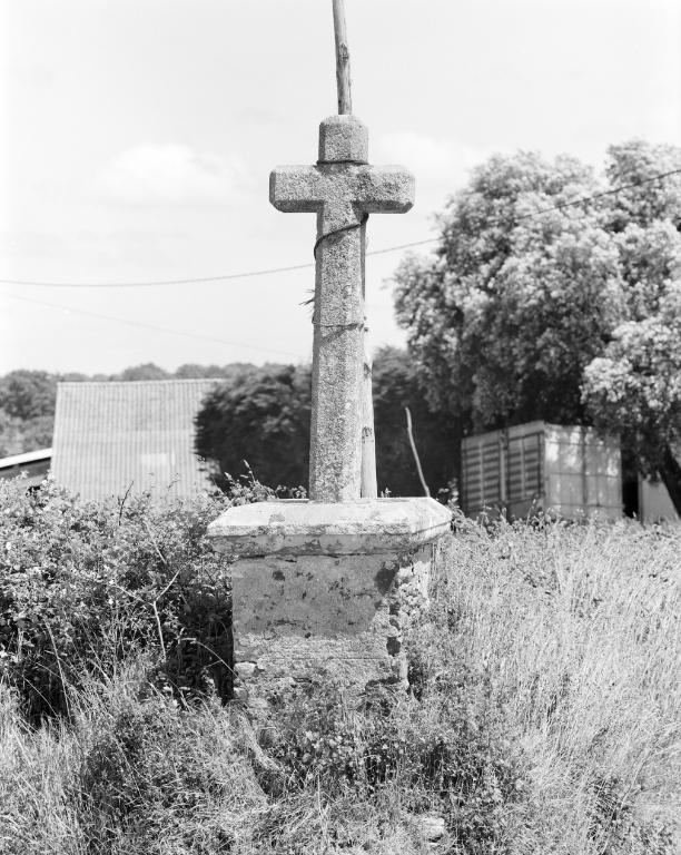 Croix de chemin, Keryouarh (Surzur)