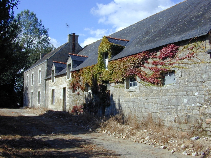 Ferme, le Corronc (Pluméliau fusionnée en Pluméliau-Bieuzy en 2019)