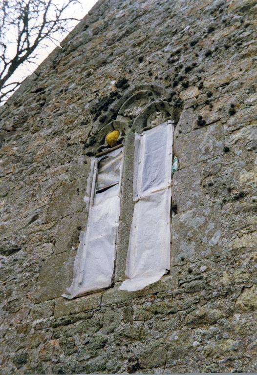 Chapelle Saint-Pierre et sa croix, Saint-Pierre (Saint-Lormel)