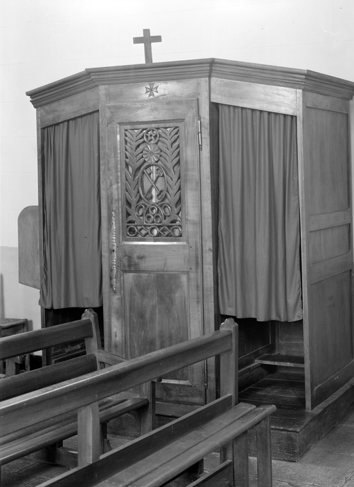 Ensemble de 2 confessionnaux, église Sainte-Zéphirine (Tréal)