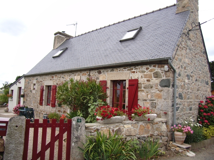 Maison, 19 rue Quelen (Plougrescant)