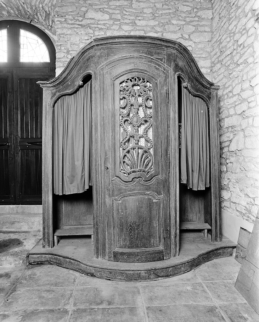 Confessionnal, chapelle Saint-Martin (Sarzeau)
