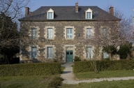 Presbytère, place des Gâtes (Châteaugiron)