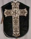 Ornement noir 5 : chasuble, bourse de corporal, étole, manipule, voile de calice