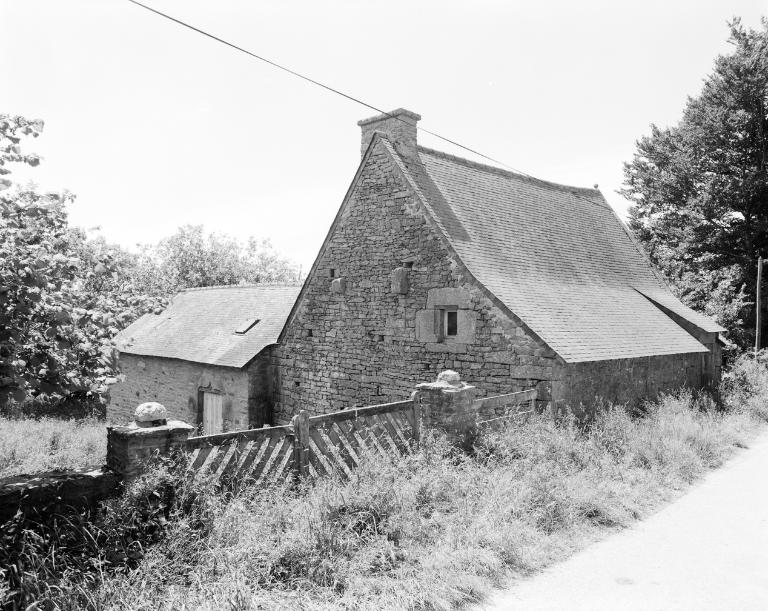 Moulin, Kerandrun ; Calzac moulin (Theix fusionnée en Theix-Noyalo en 2016)