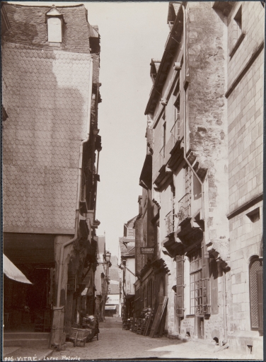 Maison, 27 rue Poterie (Vitré)