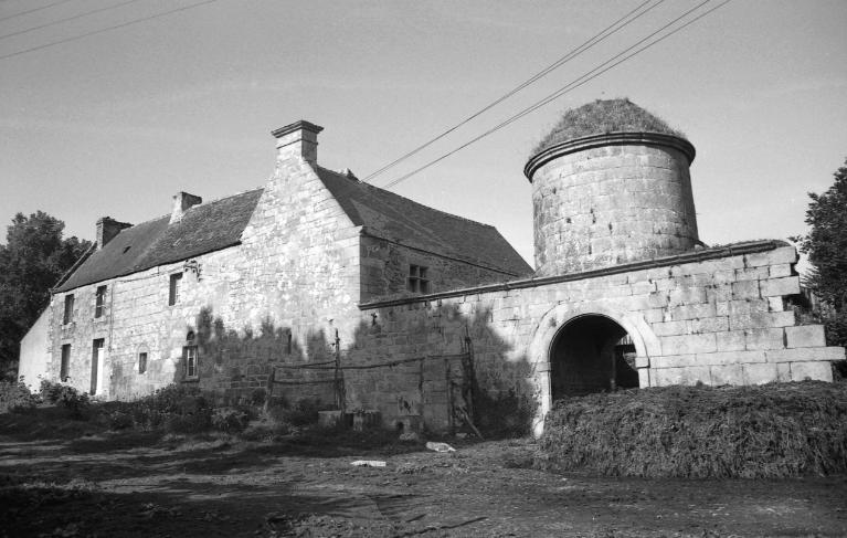 Manoir, Kermerien (Trézilidé)