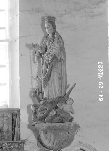 Statue : Vierge à l'Enfant, chapelle Saint-Catherine (Plounévézel)