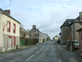 Maison, 12 rue de la Forêt (Chasné-sur-Illet)
