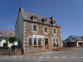 Maison, actuellement office du tourisme,42 rue Saint Gonéry (Plougrescant)
