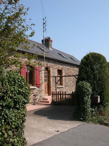 Ferme, actuellement maison, la Haye (Bais)