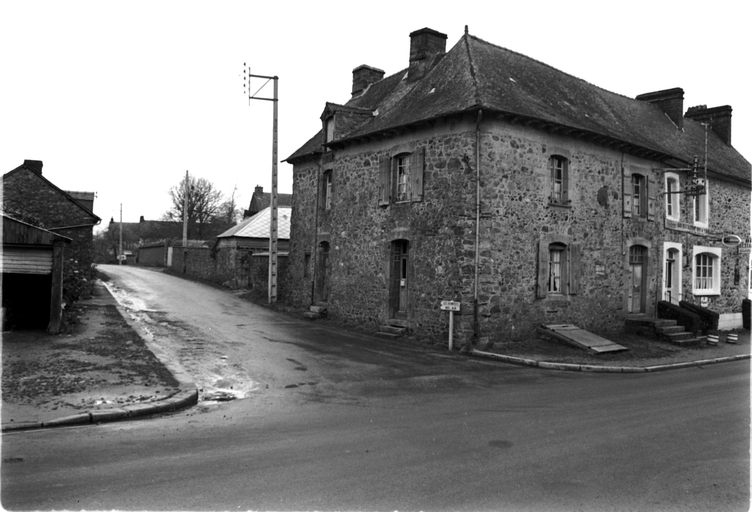 Les maisons et fermes sur la commune de Saint-Jouan-de-l'Isle