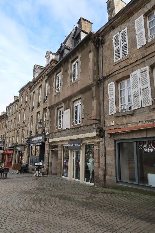 Maison, 12 Place du Centre (Guingamp)