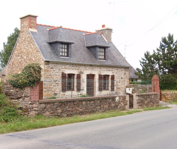 Maison, 17 route de l'Arcouëst, Kervodin (Ploubazlanec)