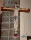 Statue : Christ en croix, église paroissiale Saint-Aubin (Yffiniac)