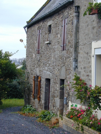 Maison, 11 rue des Bas Chemin (Saint-Coulomb)