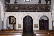 Tribune