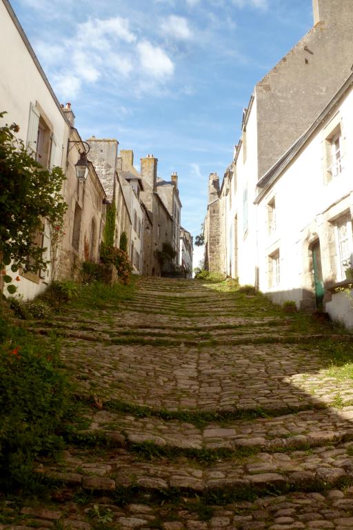 Grande rue Chère (Pont-Croix)