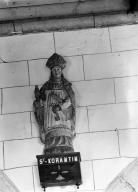 Statue (d'applique, demi-nature) : saint Corentin, église paroissiale Saint-Méen (Ploéven)