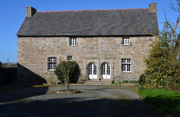Manoir de Keralzy (Ploubezre)