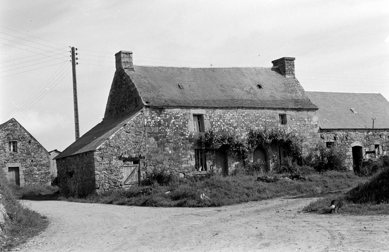 Les maisons et fermes sur la commune de Duault