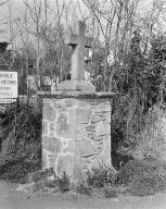 Croix de chemin, près de la Grée Penvins (Sarzeau)