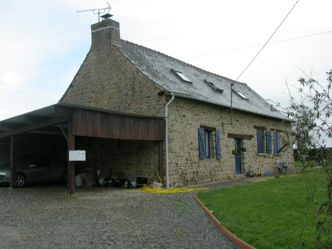 Maison, Nuézel (Chancé fusionnée en Piré-Chancé en 2019)