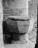 Fonts baptismaux, église Saint-Pierre (Lanouée fusionnée en Forges de Lanouée en 2019)