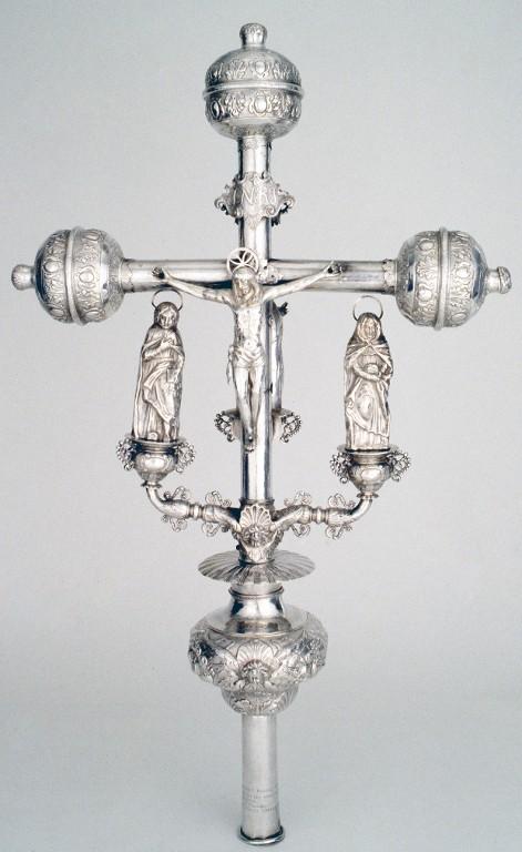 Croix de procession, église paroissiale Saint-Eloi (Mespaul)