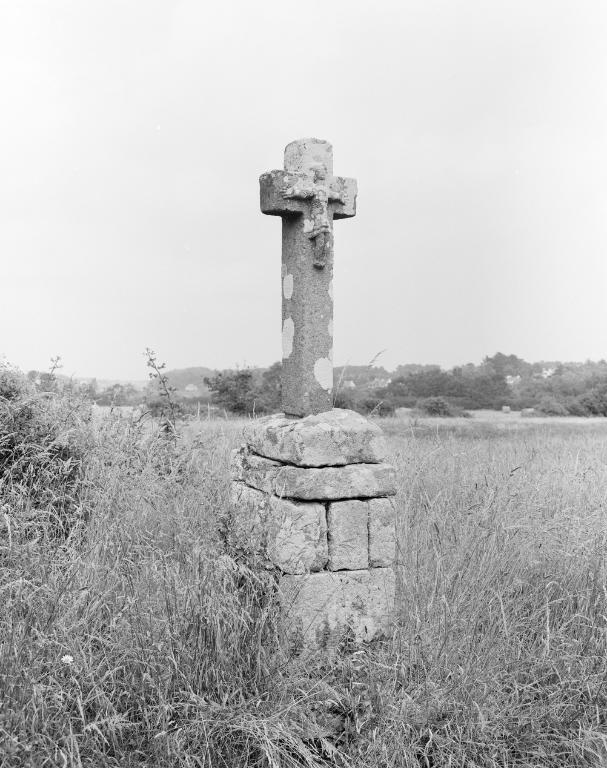 Croix de chemin, près de le Numer (Larmor-Baden)