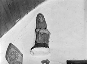 Statue (d'applique) : Vierge de Pitié, chapelle Saint-Adrien (Pleumeur-Gautier)