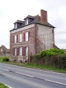 Maison, 10 rue du Littoral, la Croix Blanche (Hirel)