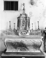 Autel, tabernacle, gradins d'autel (2), statues (2) (autel secondaire, autel tombeau, statuette, d'applique), église paroissiale Saint-Eloi (Mespaul)