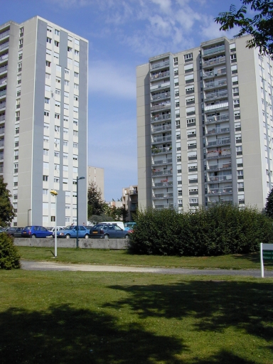 Cité, dit groupement d'habitations de l'Office Public d'Habitations à Loyer Modéré, allée d' Upsala (Rennes)