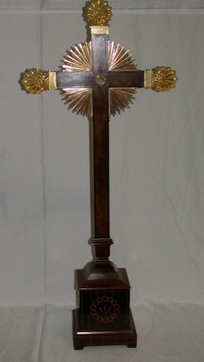 Croix-reliquaire