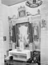 Les retables latéraux et leurs statues