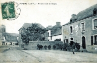 Auberge de La Tour d'Auvergne, 7, 9 rue de l'Avenir (Pipriac)