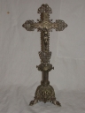 Garniture d'autel (4 chandeliers d'autel, croix d'autel)